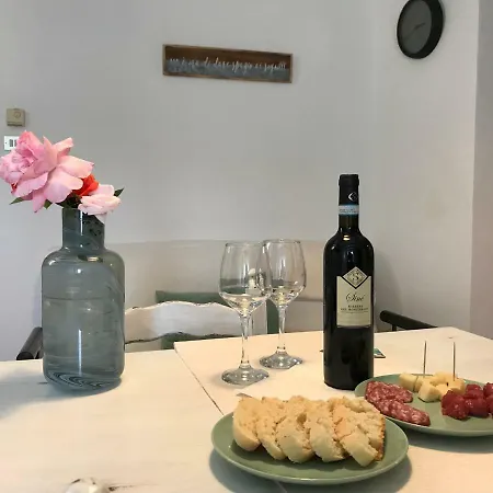 In Collina Dalle Sorelle 몬칼보