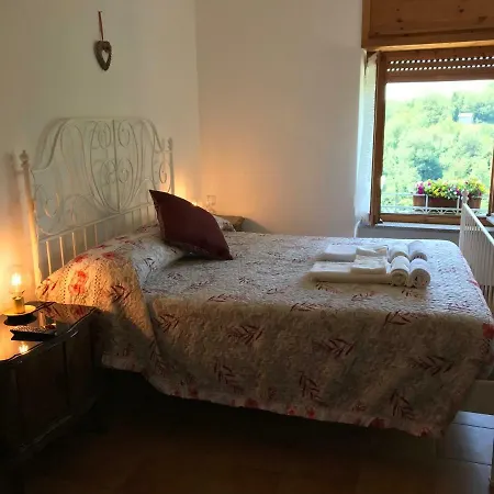 In Collina Dalle Sorelle 펜션 몬칼보