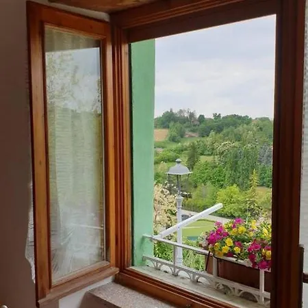 펜션 In Collina Dalle Sorelle *