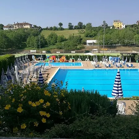 In Collina Dalle Sorelle 펜션 몬칼보
