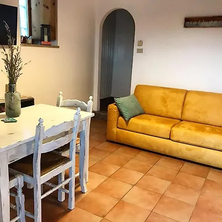 In Collina Dalle Sorelle 몬칼보